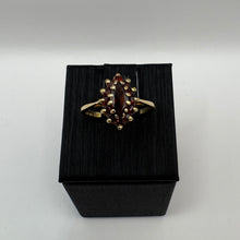 Load image into Gallery viewer, Vintage-Inspired Garnet Cluster Ring