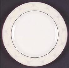 Load image into Gallery viewer, Villa 5 Piece Place Setting by Gorham