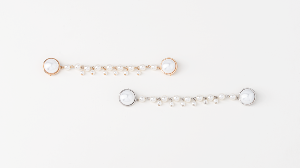 Pearl Cardigan Clip – Hartzog Gifts & Fine Jewelers