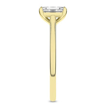 Load image into Gallery viewer, 1 ctw Emerald cut Solitaire Ring
