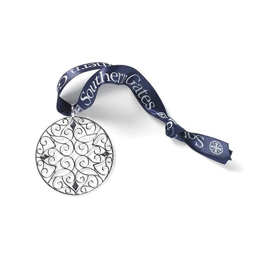 Filigree Classic Scroll Ornament
