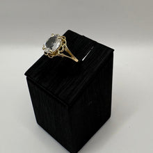 Load image into Gallery viewer, Vintage-Inspired White Topaz Ring