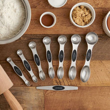 Load image into Gallery viewer, Dual-Sided Magnetic Measuring Spoons with Leveler