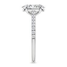 Load image into Gallery viewer, 2.25 ctw Classic Oval Engagement Ring