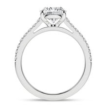 Load image into Gallery viewer, 2.25 ctw Classic Oval Engagement Ring
