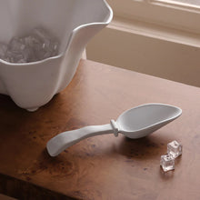 Load image into Gallery viewer, VIDA Nube Ice Scoop (White)