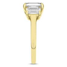 Load image into Gallery viewer, 3-Stone Ring (Emerald)