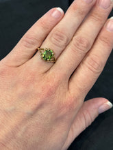 Load image into Gallery viewer, Vintage-Inspired Peridot Ring