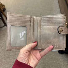 Load image into Gallery viewer, Melody Vegan Quilted Wallet- Khaki