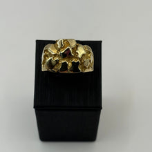 Load image into Gallery viewer, Men’s Gold Nugget Style Ring