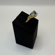 Load image into Gallery viewer, Blue Topaz Ring