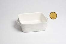 Load image into Gallery viewer, Le Blanc Collection- 8″ x 8″ Square Baking Dish