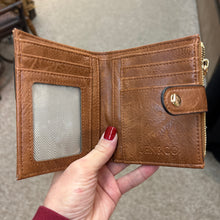 Load image into Gallery viewer, Melody Vegan Quilted Wallet- Brown