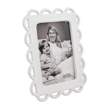 Load image into Gallery viewer, Ceramic Scallop Frame, 2 asst