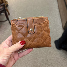 Load image into Gallery viewer, Melody Vegan Quilted Wallet- Brown