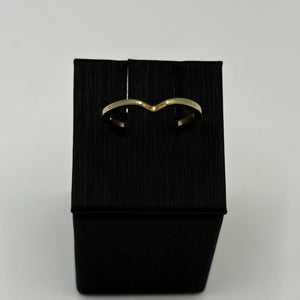 Gold Contour V-Notch Wedding Band