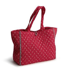 Load image into Gallery viewer, Dotty Floral Hathaway Tote