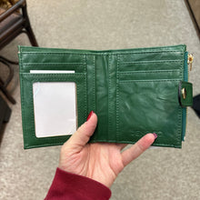 Load image into Gallery viewer, Melody Vegan Quilted Wallet- Green