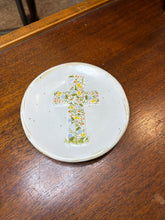 Load image into Gallery viewer, Flower Cross Trinket Dish