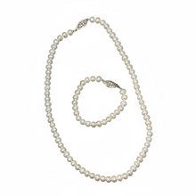 Load image into Gallery viewer, Freshwater Grandmother Pearls Set