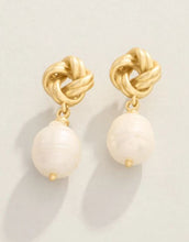 Load image into Gallery viewer, Knotted Pearl Earring