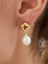 Load image into Gallery viewer, Knotted Pearl Earring