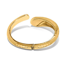 Load image into Gallery viewer, Nile Open Hinge Bangle- Gold
