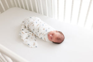 Lulujo Cotton Swaddles – Puppy Dogs & Stars