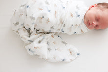 Load image into Gallery viewer, Lulujo Cotton Swaddles – Puppy Dogs &amp; Stars
