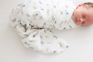 Lulujo Cotton Swaddles – Puppy Dogs & Stars