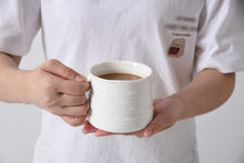 Load image into Gallery viewer, Le Blanc Collection- Mug