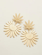 Load image into Gallery viewer, Palmetto Earrings Gold