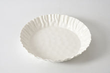 Load image into Gallery viewer, Mascali Bianca Collection - Round Deep Server