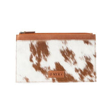 Load image into Gallery viewer, Hayride Hairon Leather Pouch - Brown