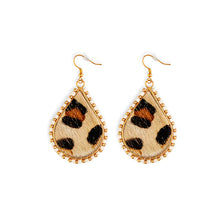 Load image into Gallery viewer, Safari Winds Earrings