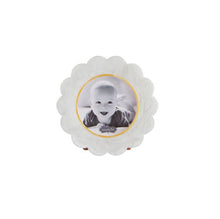 Load image into Gallery viewer, Scallop Small Resin Frame