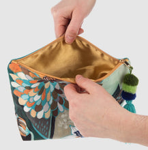Load image into Gallery viewer, Floral Bird Pouches - Asst.