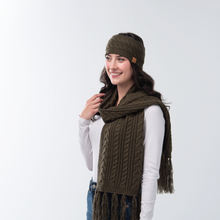 Load image into Gallery viewer, Wilderness Cable Knit Headband