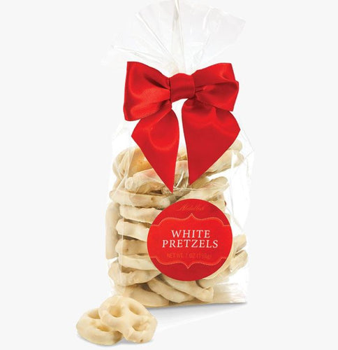 Holiday Pretzel - White Pretzel