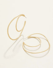 Load image into Gallery viewer, Winding Oak Hoop Earrings Gold