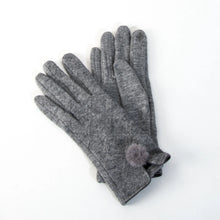 Load image into Gallery viewer, Jules Pom Gloves