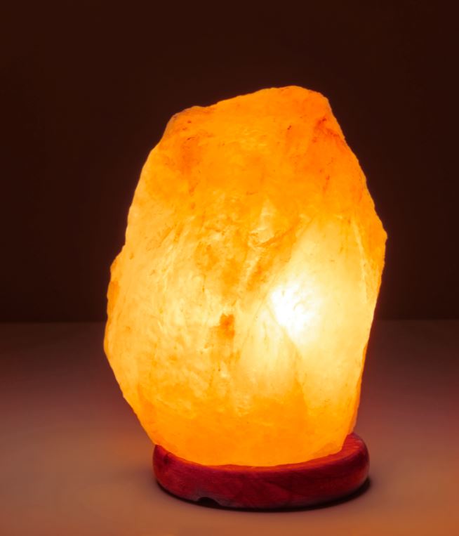 Himalayan Salt Crystal Lamp- Small – Hartzog Gifts & Fine Jewelers